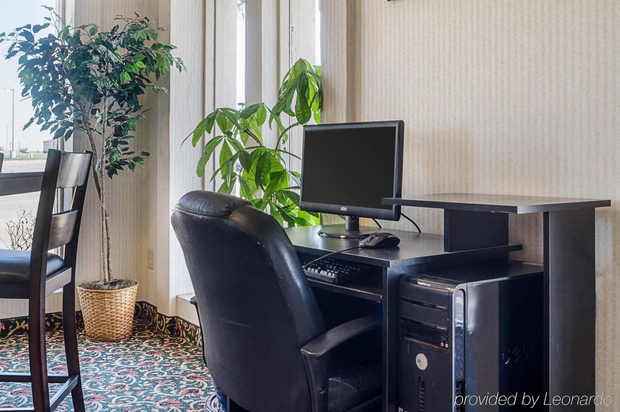 Econo Lodge Mcpherson Dış mekan fotoğraf